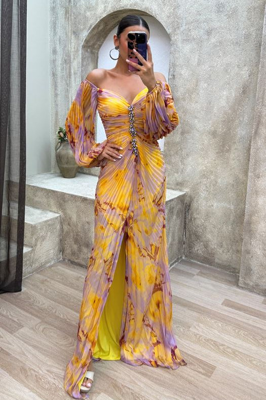 Carly | Elegancka Sukienka z Dekoltem w Serek